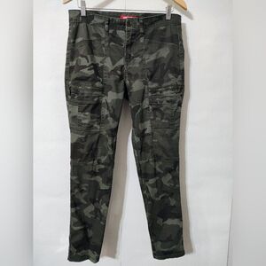 UNIONBAY Green Skinny Camouflage Pants